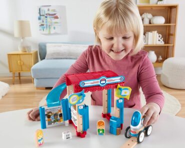 Fisher-Price Wonder Makers Design System Special Delivery Depot – Only $11.44!