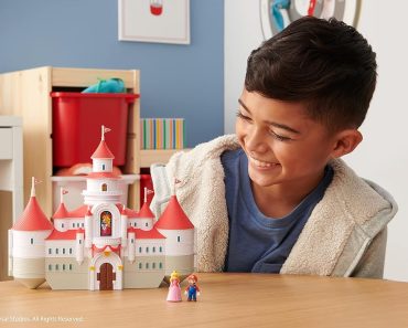 THE SUPER MARIO BROS. MOVIE Mushroom Kingdom Castle Playset – Only $16!