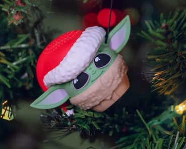 Bitty Boomers Star Wars The Mandalorian: Grogu with Santa Hat Mini Speaker – Only $8.59!