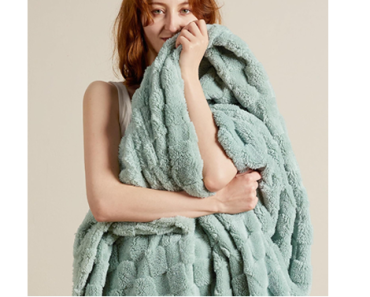 Bedsure Sage Green Fleece Checkered Throw – Just $11.99!