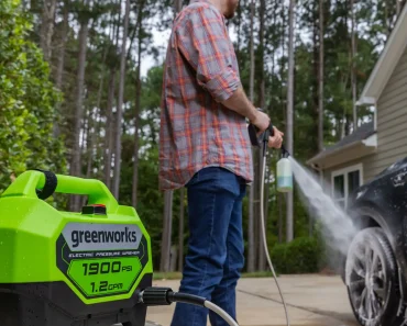 Greenworks 1900 PSI 1.2 GPM Electric Pressure Washer Combo Kit – Only $99.99! Blac Friday Deal!